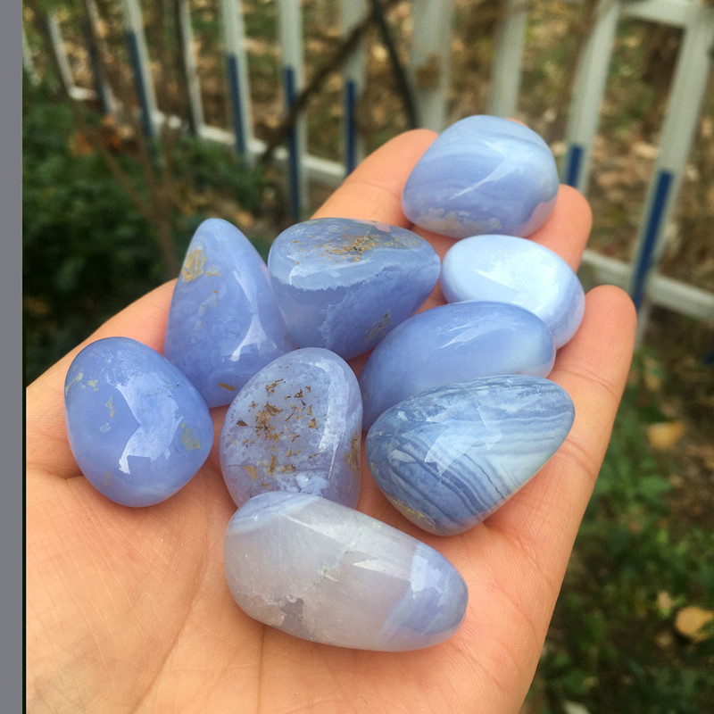 Marine Aquarium Gravel - 100g Natural Crystals Blue Lace Agate